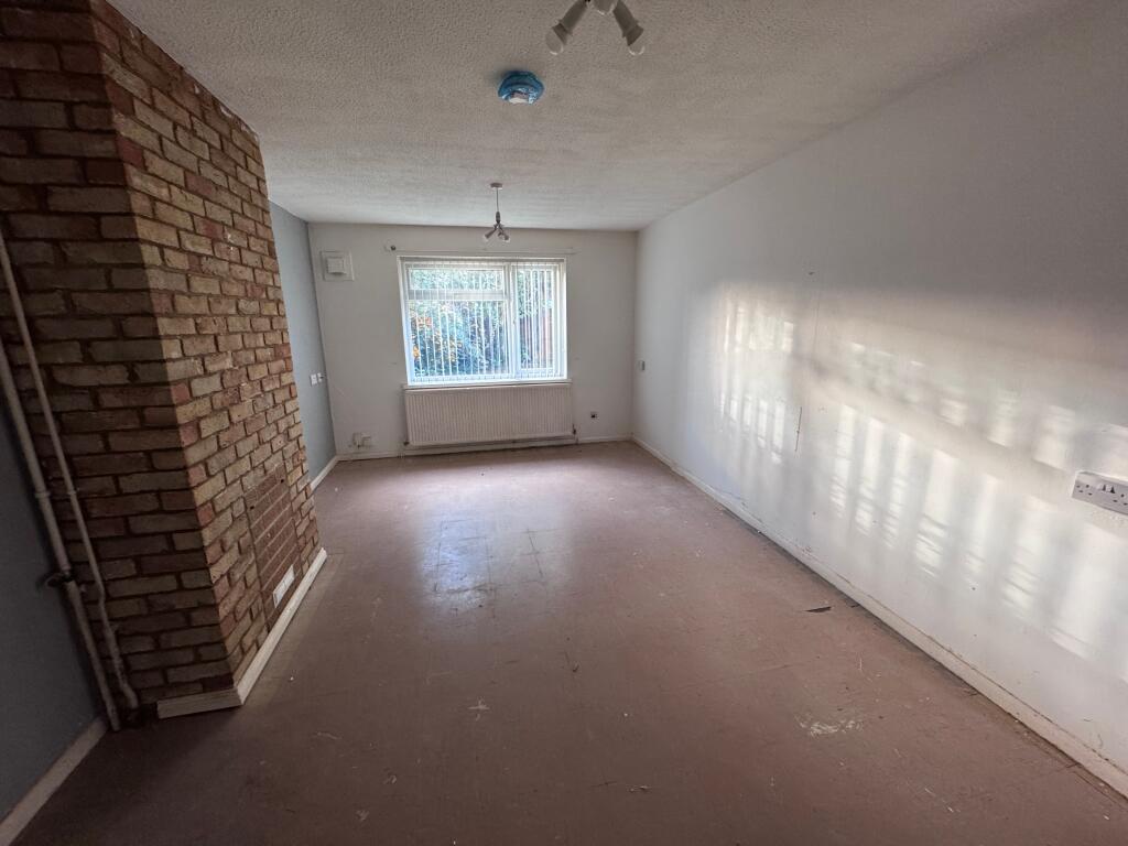 24A Kings Road, Eaton Socon, St. Neots PE19 8DA photo 5