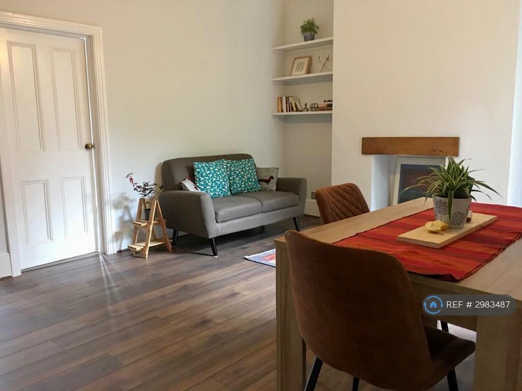 Main image of property: Elmsworth Avenue, Hounslow, TW3