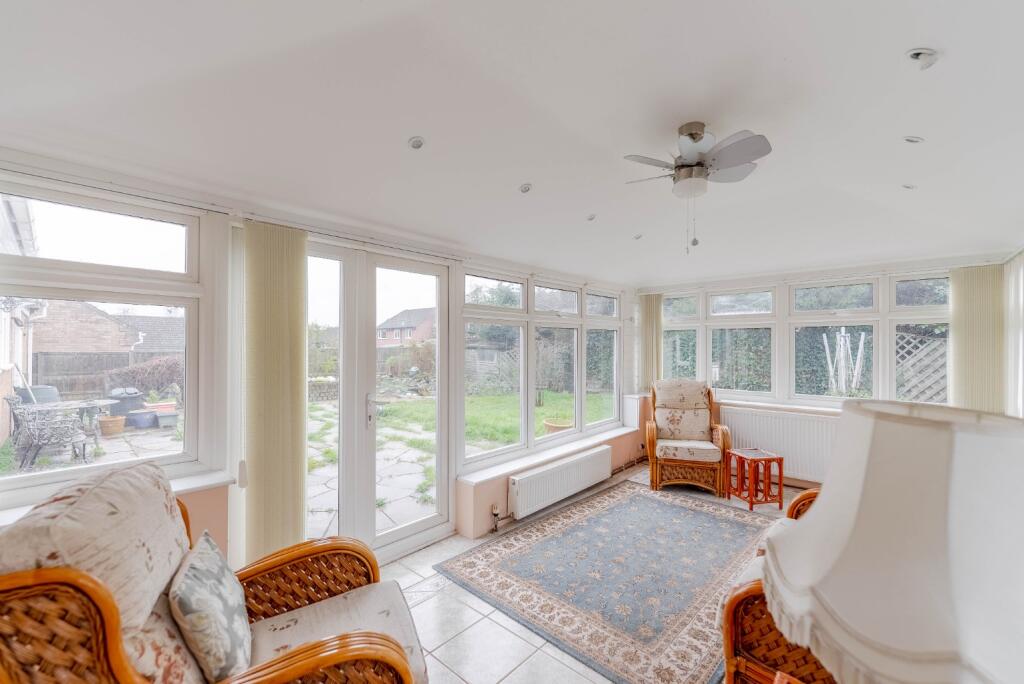 Windsor Close, St. Ives, Cambridgeshire, PE27 3DW photo 3