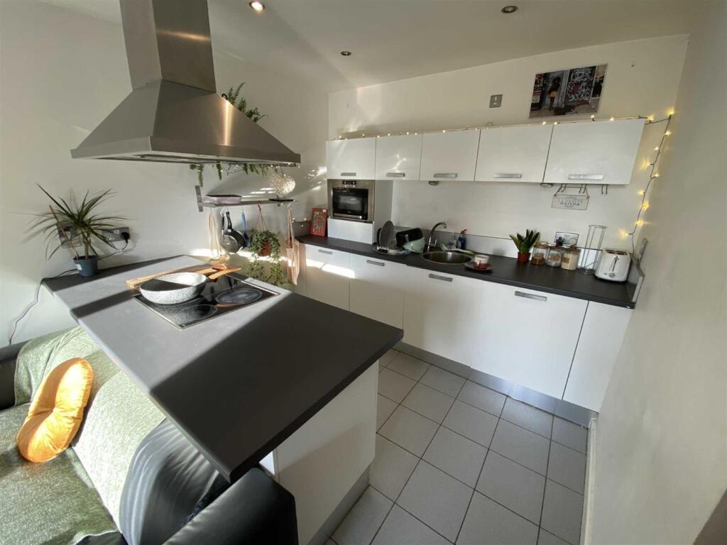 2-bed flat on Melia House, 19 Lord Street, Green Quarter, £180,000