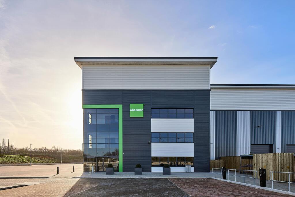 UKPurfleet343CompletionFeb23022_high.jpg