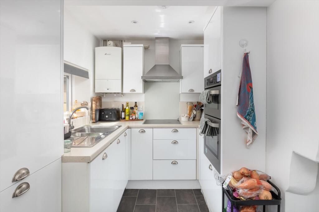 House in Bath - View 5
