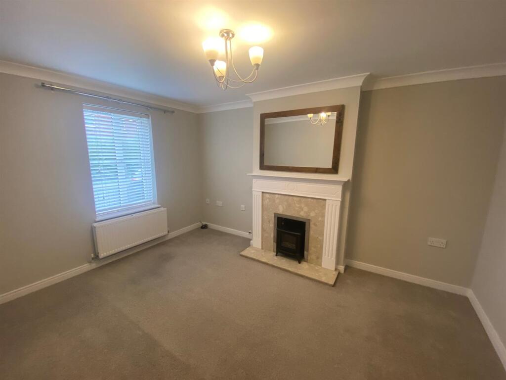 House in Taunton - View 3