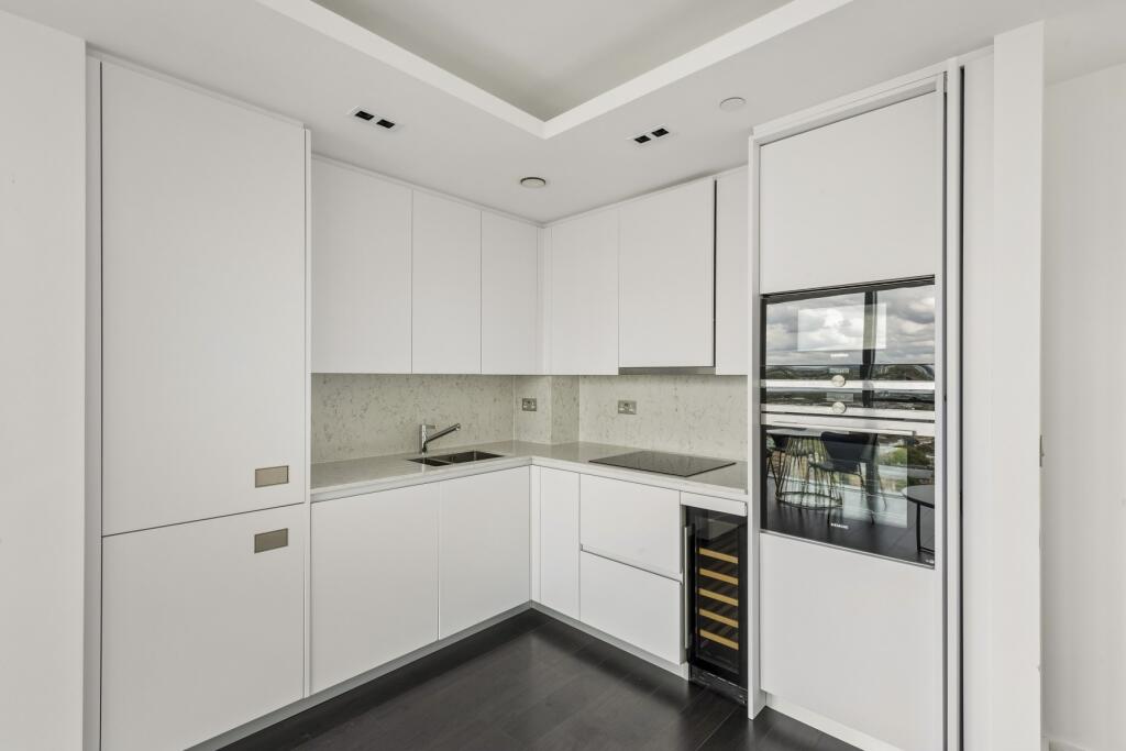 Apartment in London - View 4