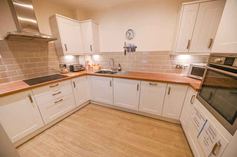 Darnel Road, Waterlooville photo 3