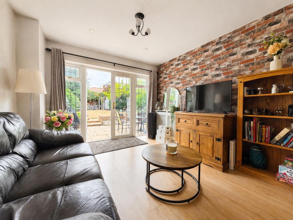 House in Watford - View 5