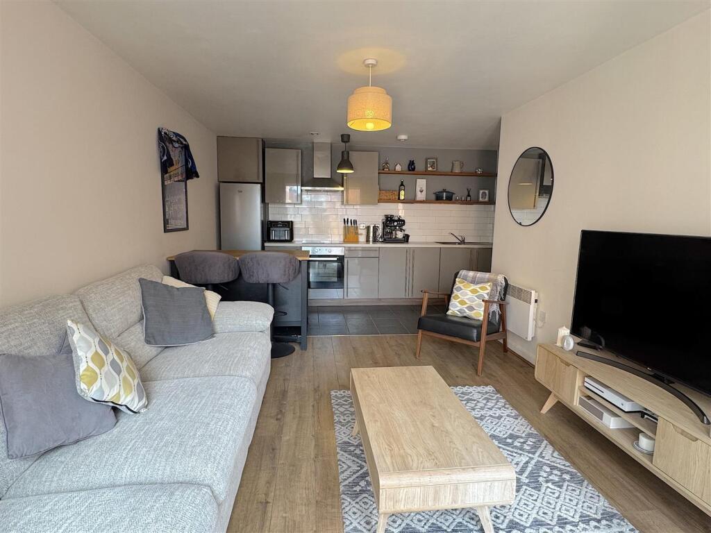 Apartment in Manchester - View 2