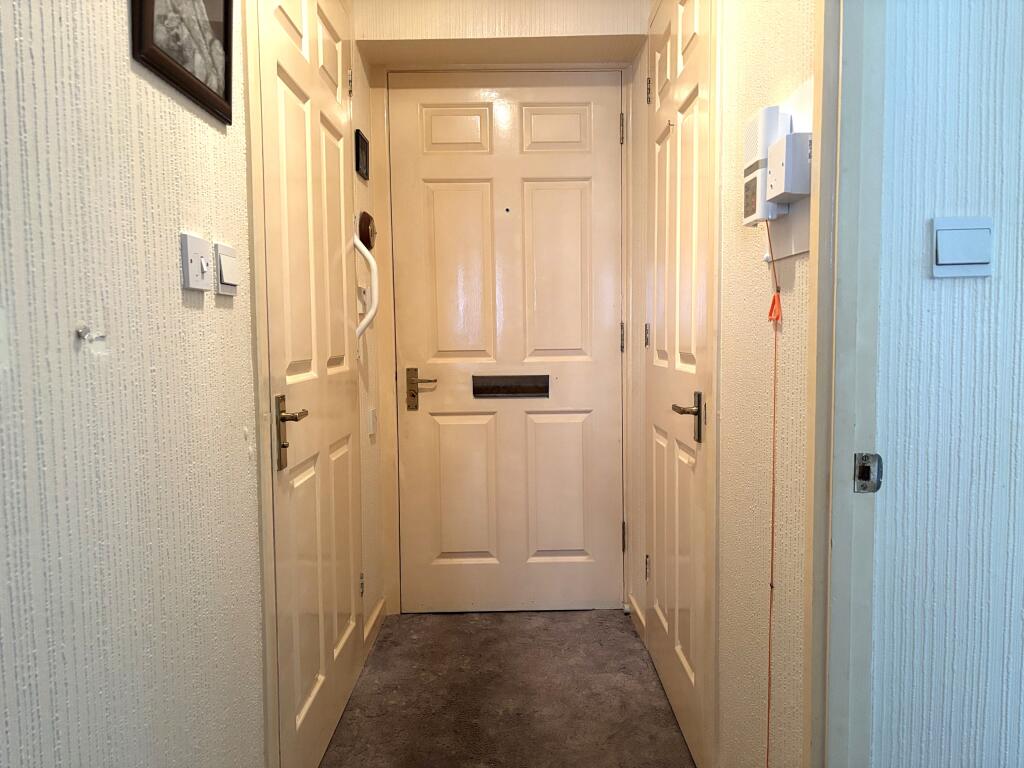 Flat  Grove Court Chapel Street, Hazel Grove photo 4