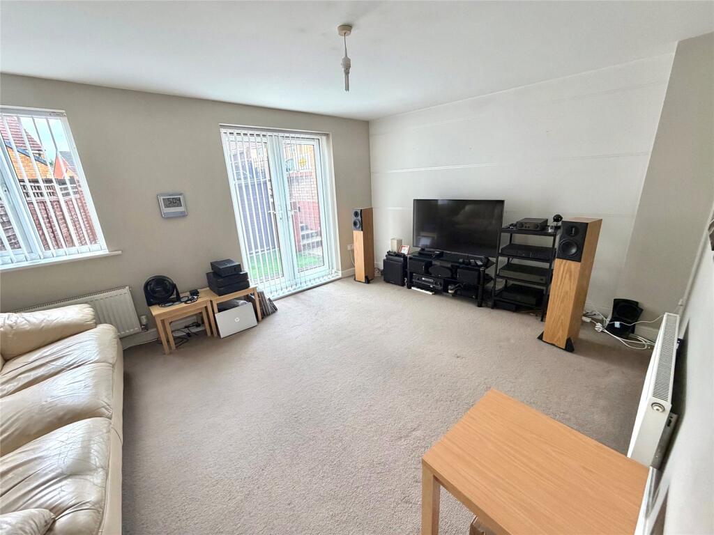 House in Wakefield - View 3
