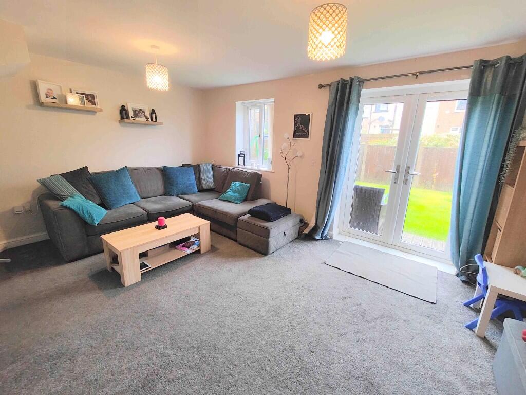 5 Plantation Court, Bradford, BD6 3FA photo 3