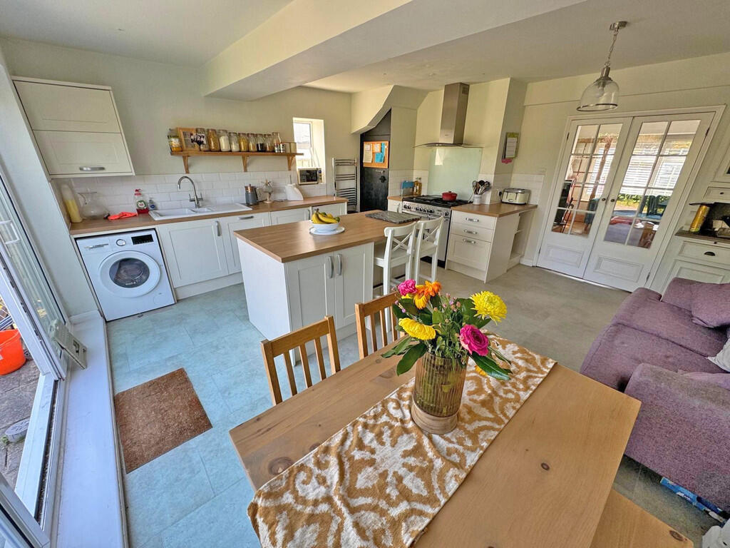 Greenways Crescent, Shoreham-by-Sea photo 5