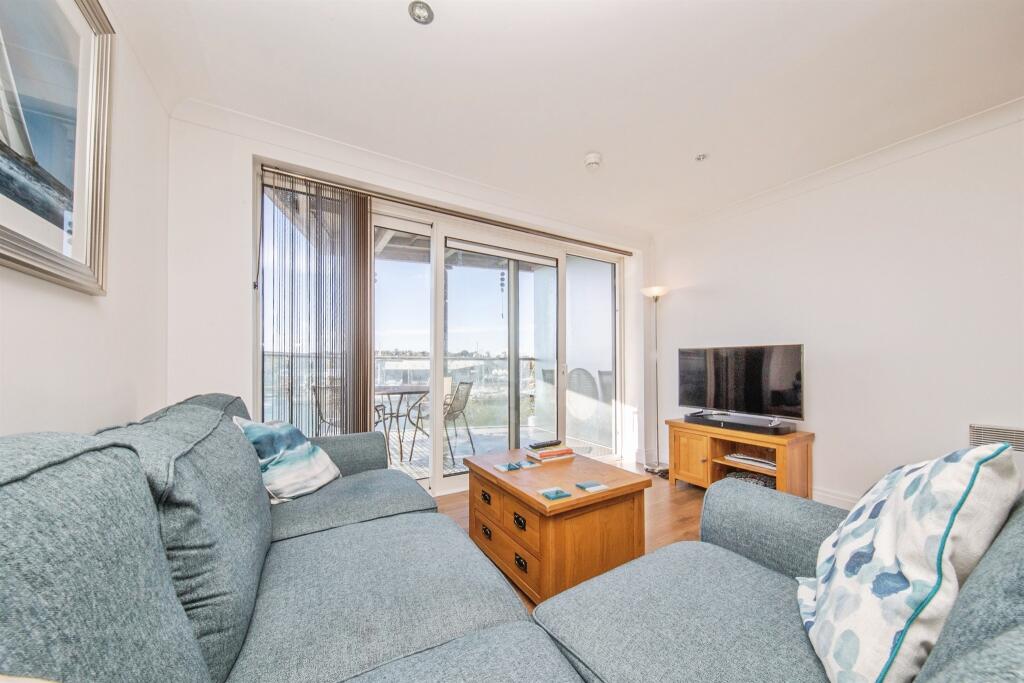 Apartment in Ipswich - View 3