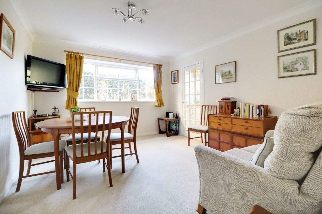 House in Doncaster - View 5