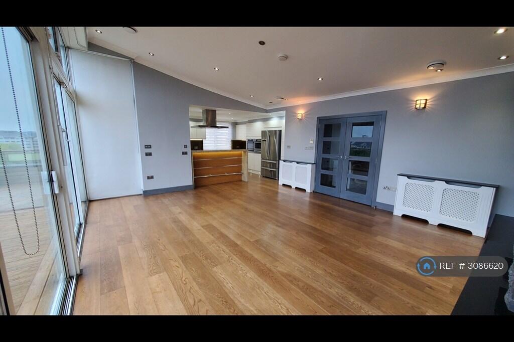 Apartment in London, St. John's Wood - More