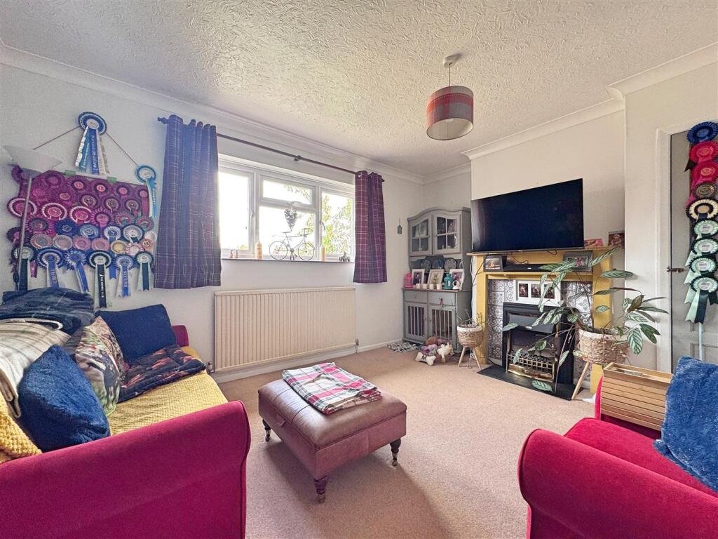Apartment in Chelmsford - View 5