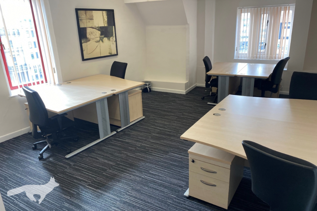 Office: Up to 6 Desks