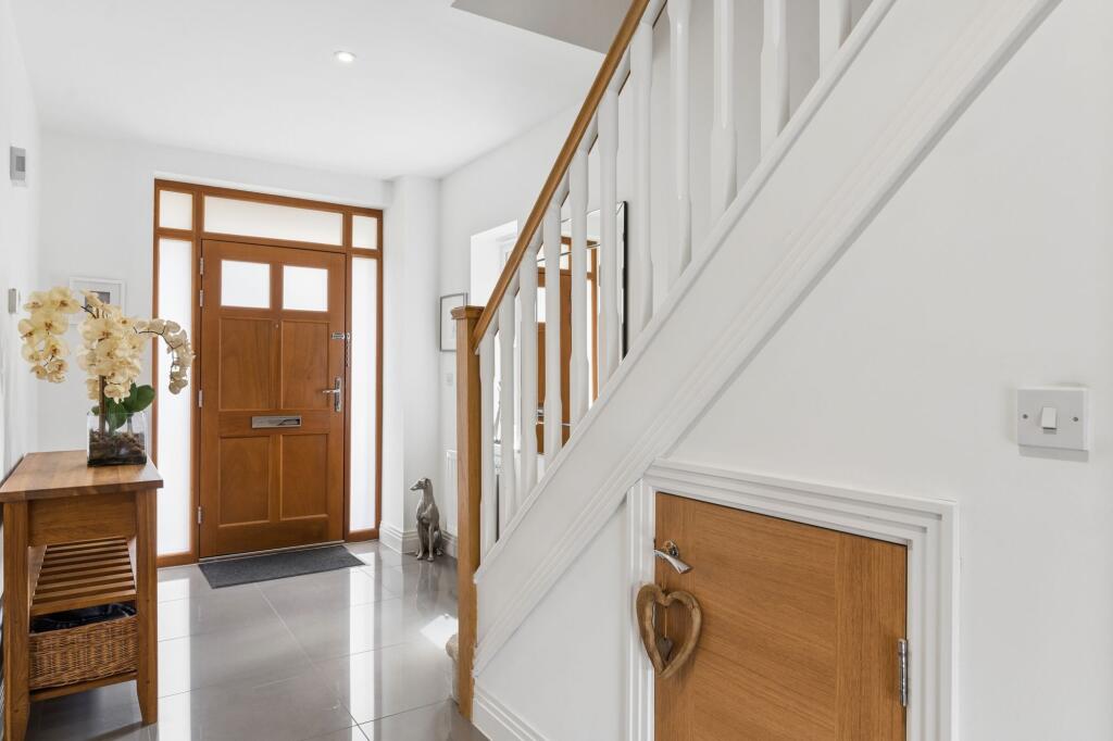 Butterwick Way, Welwyn, AL6 photo 5