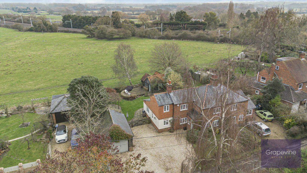Church Lane, Ruscombe, RG10 photo 2
