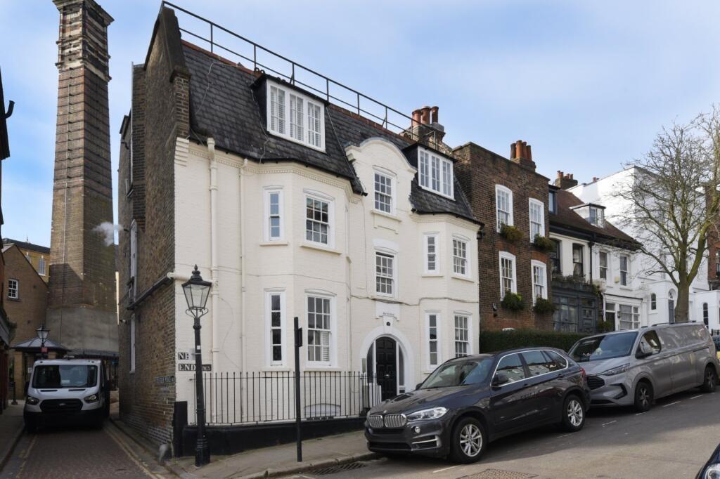 Main image of property: New End, London, NW3