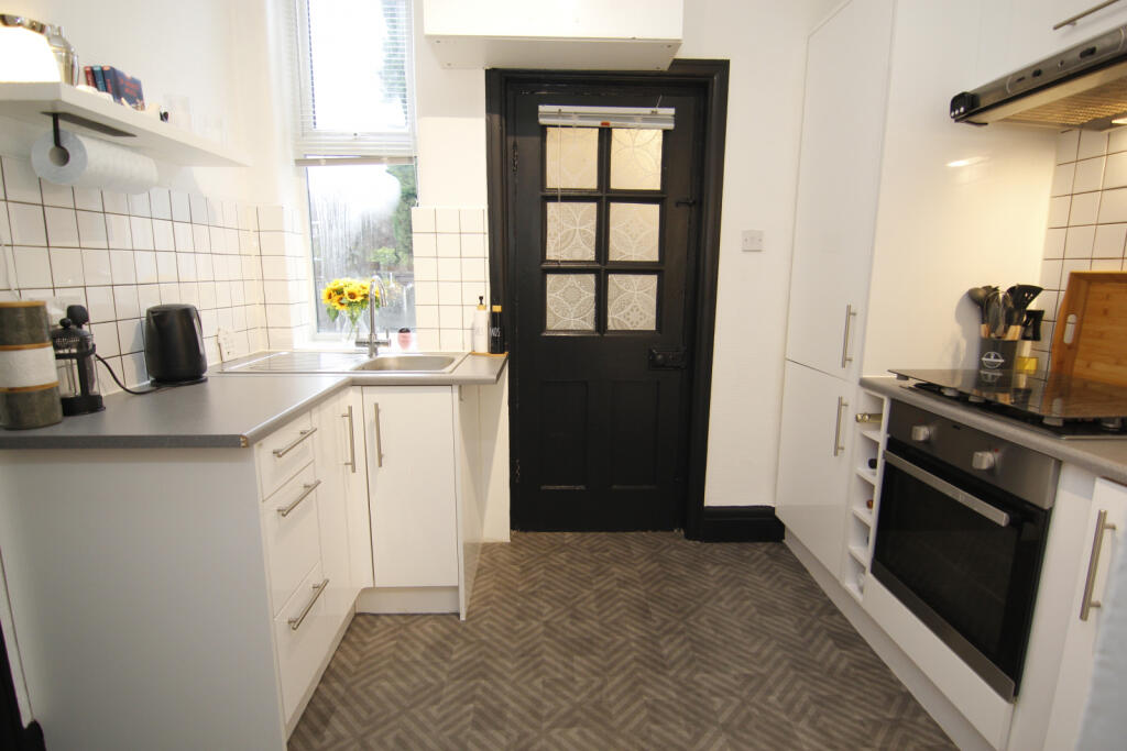 Brookside Avenue, Droylsden, M43 7LE photo 5