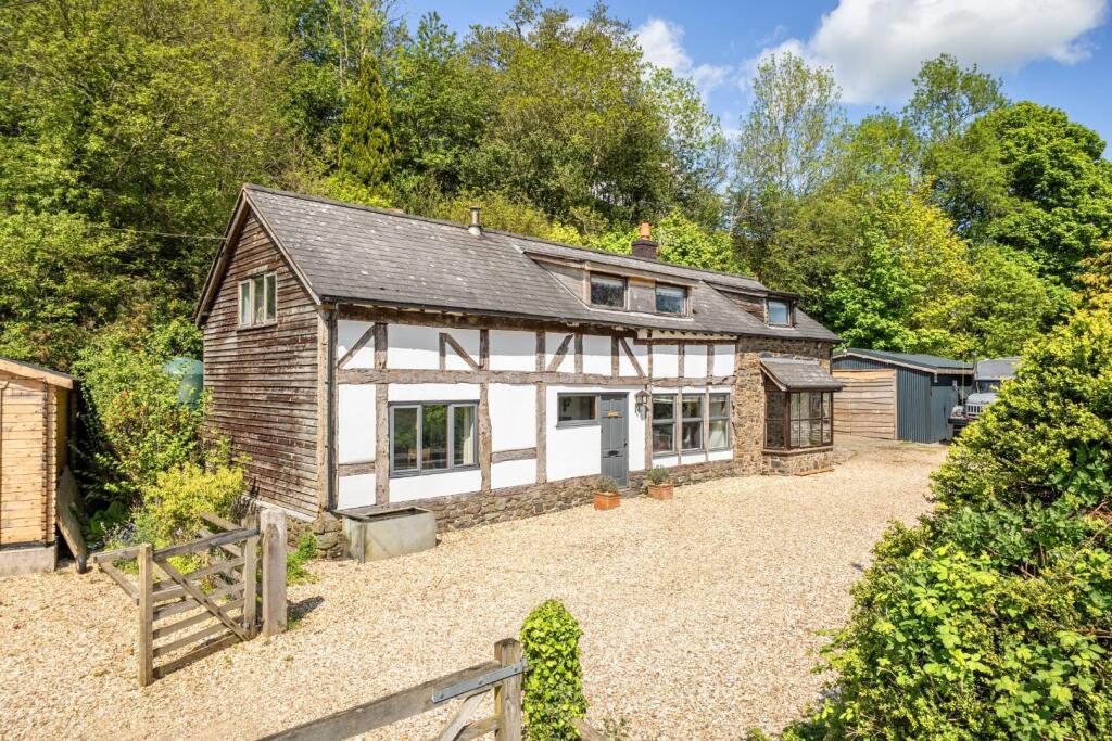 Main image of property: Meifod