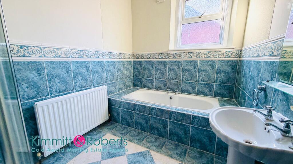 Apartment in Sunderland - More