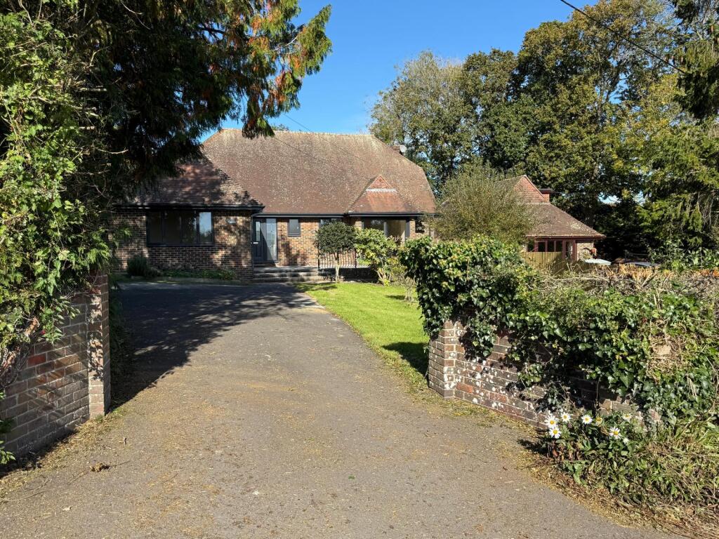 Main image of property: Goathouse Lane Fareham UNFURNISHED