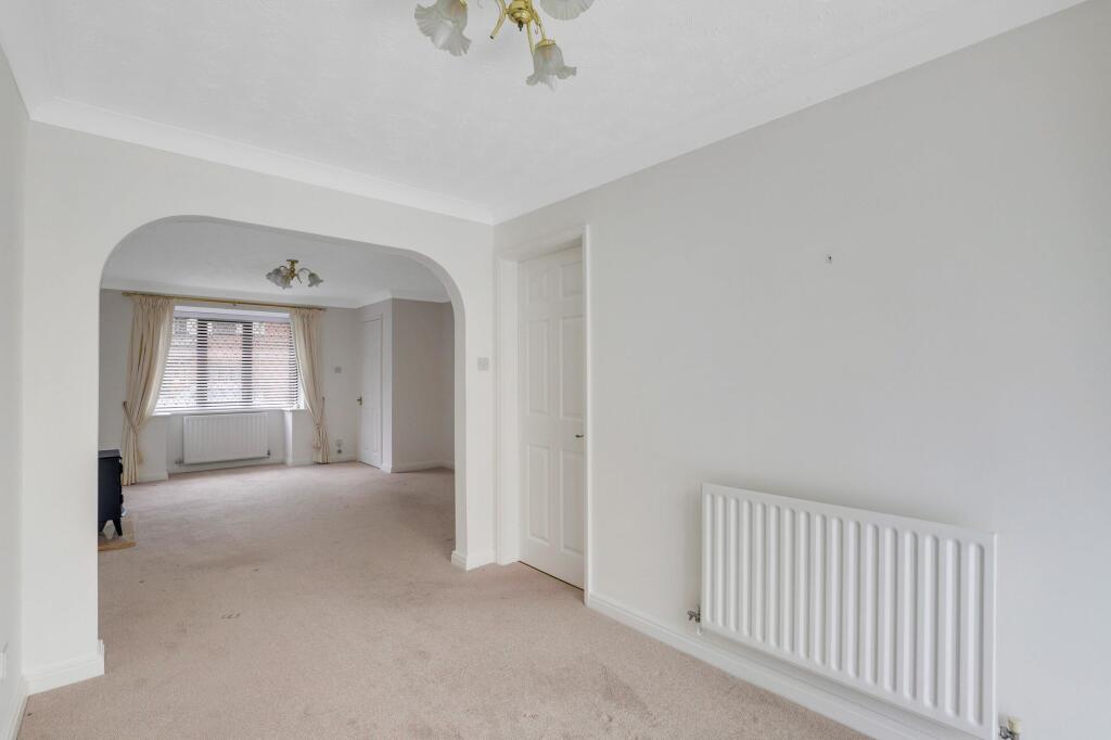 House in Nottingham, Dovedale Estate, Long Eaton - View 5