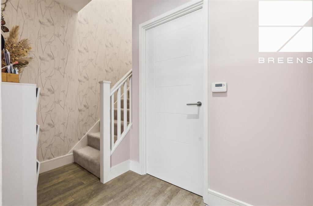 House in London - View 4