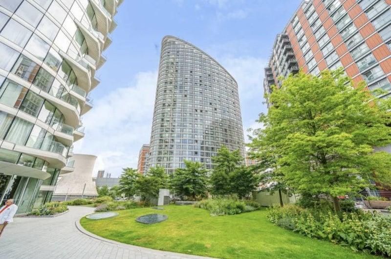 Main image of property: Ontario Tower, 4 Fairmont Avenue, Blackwall, Canary Wharf, London, E14 9JA