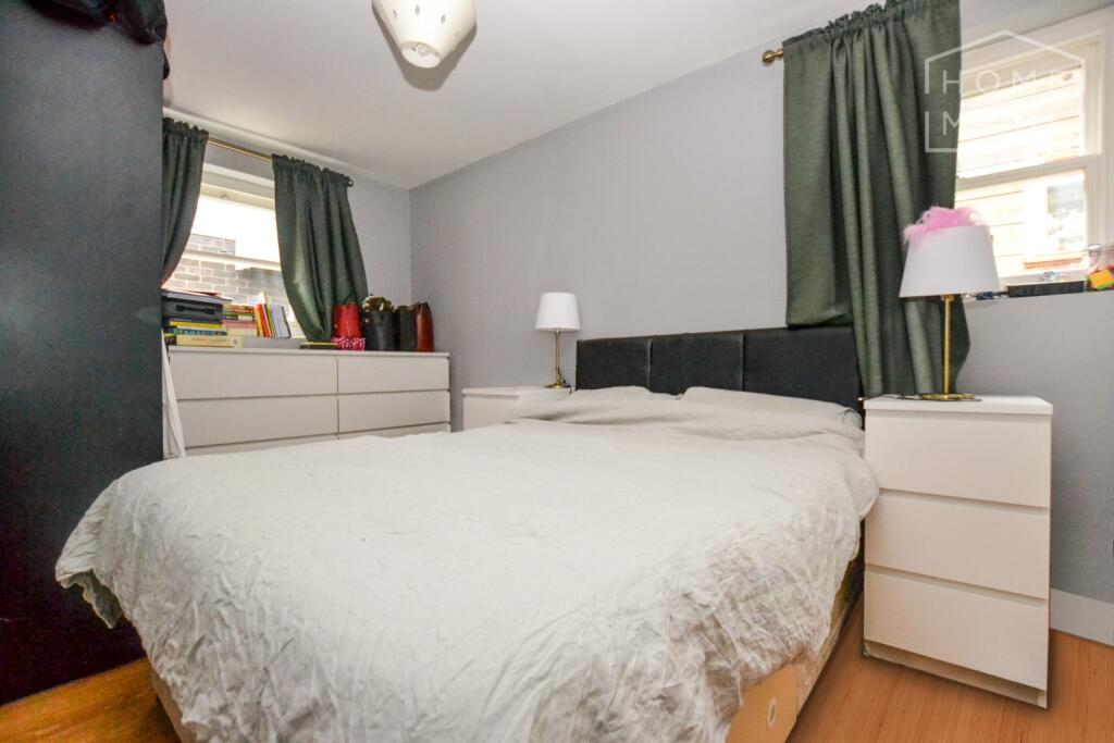 Apartment in London - View 4