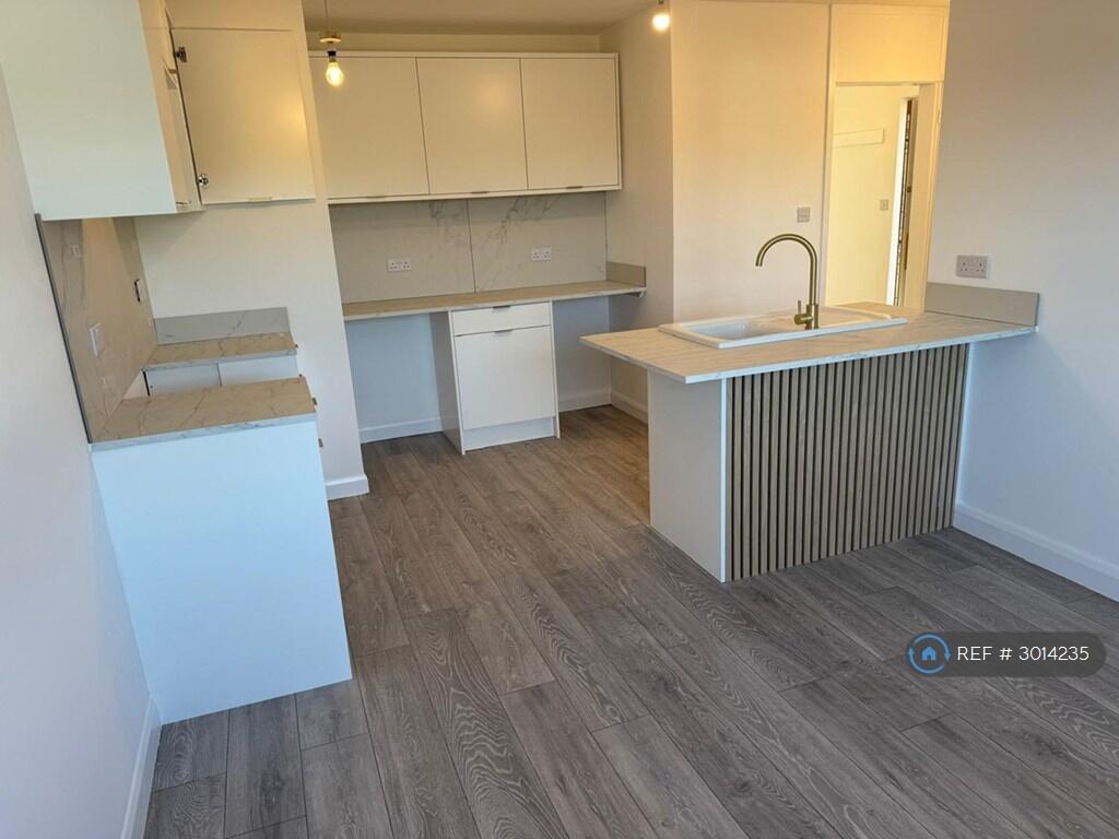 Apartment in Torquay - View 5