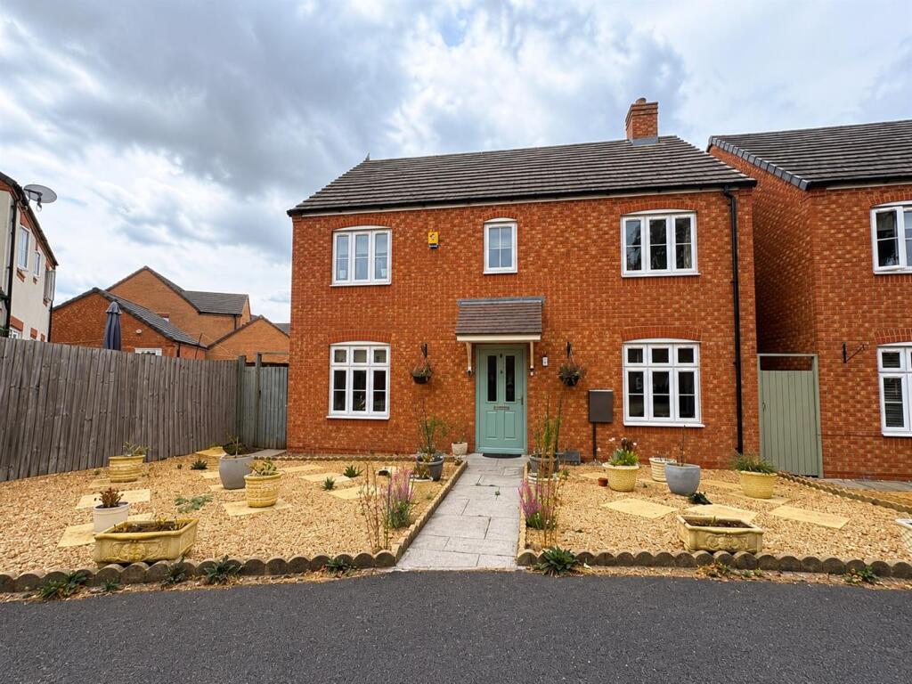 Main image of property: Violet Walk, Evesham