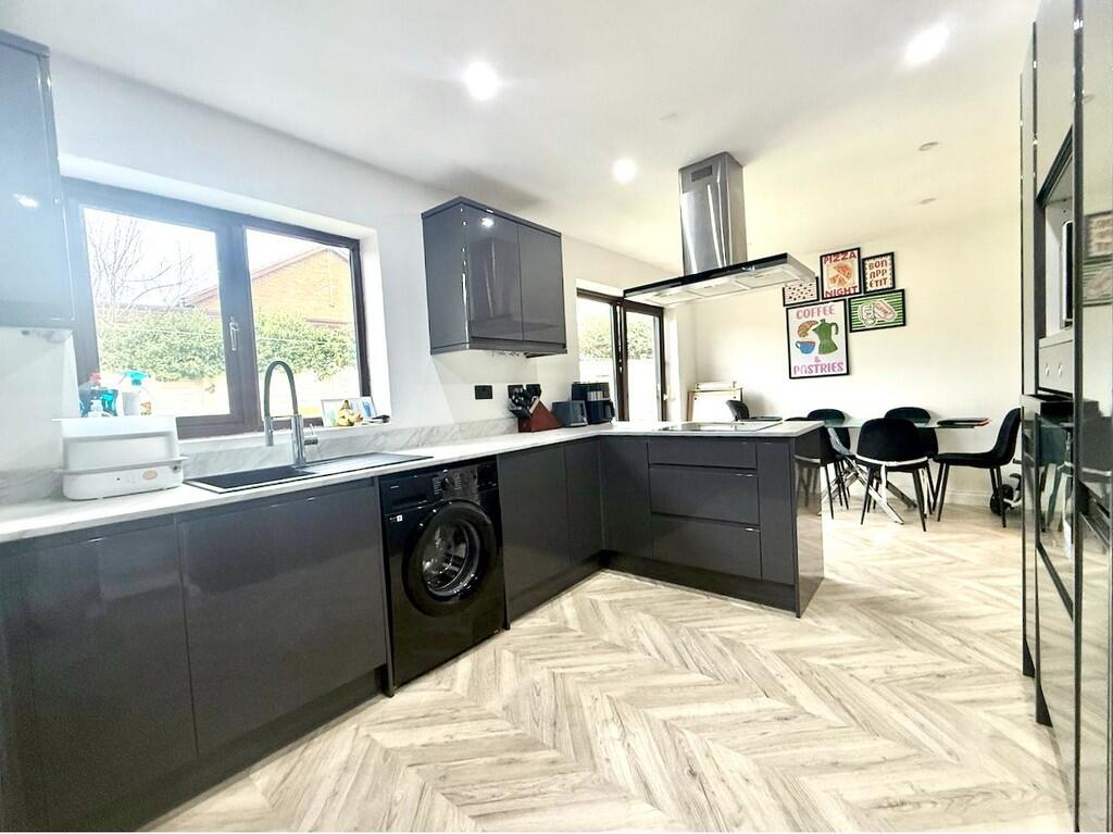 House in East Cambridgeshire, Sutton - View 3