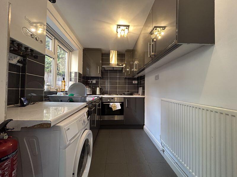 House in Nottingham - View 4