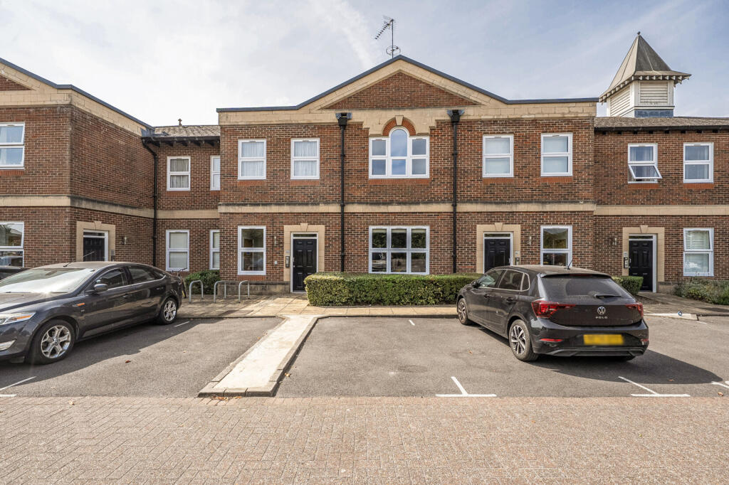 Main image of property: Clerewater Place, Thatcham