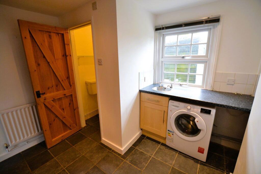 House in North Hertfordshire, Lilley - View 4