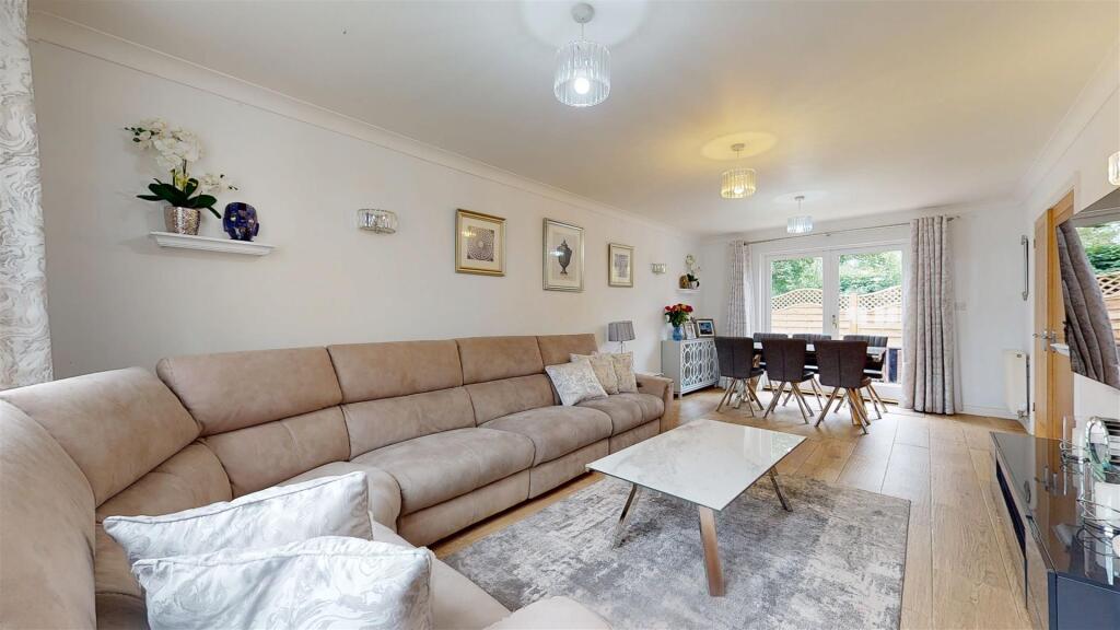 House in Milton Keynes, Monkston Park, Kents Hill, Monkston and Brinklow - View 5