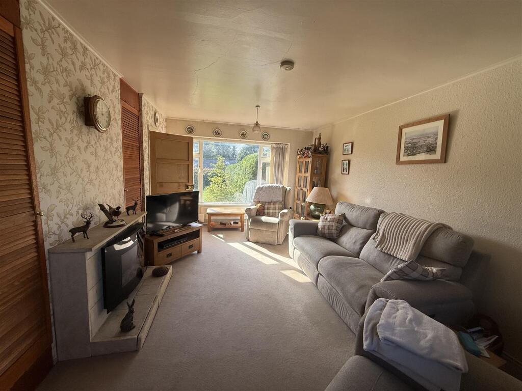 Saltham Lane, Runcton, Chichester photo 4
