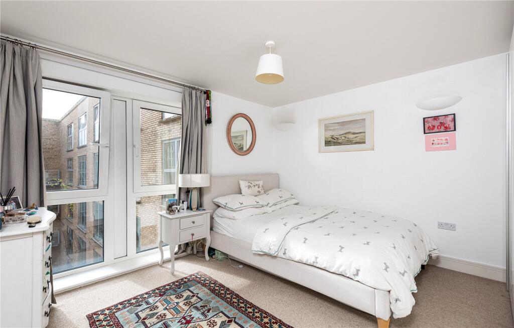 Apartment in London - View 4