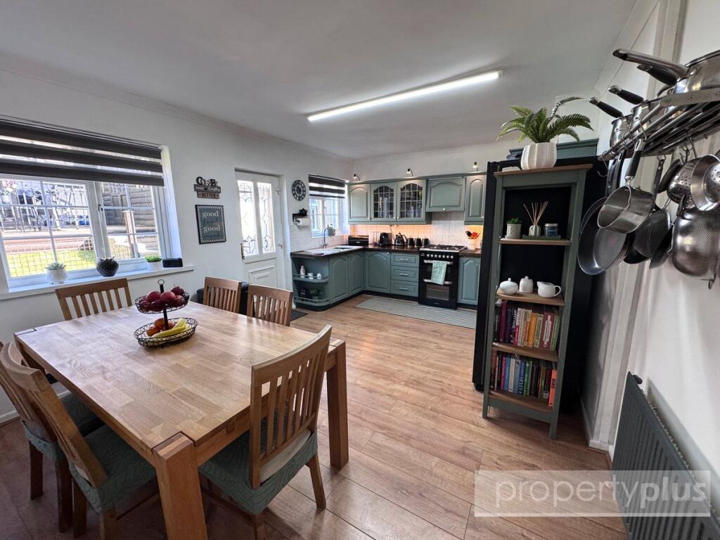 Sycamore Drive, Tonypandy, Rhondda Cynon Taff, CF40 - View 2