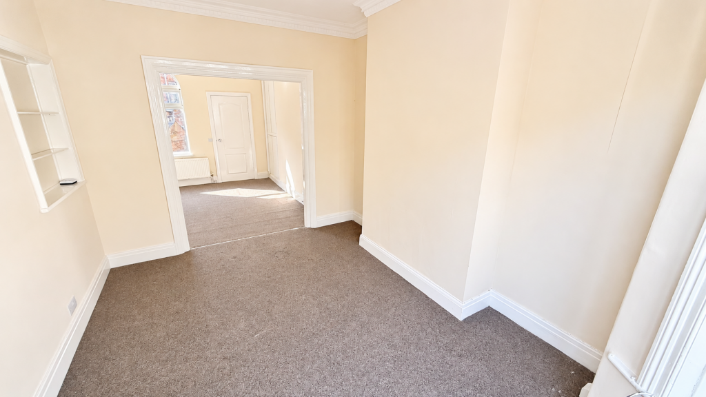 House in York - View 3