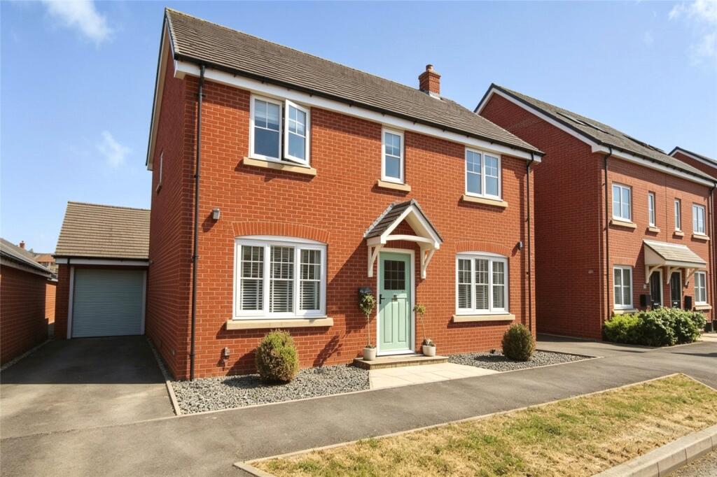 Main image of property: Willow Way, Meon Vale, Stratford-upon-Avon, Warwickshire, CV37