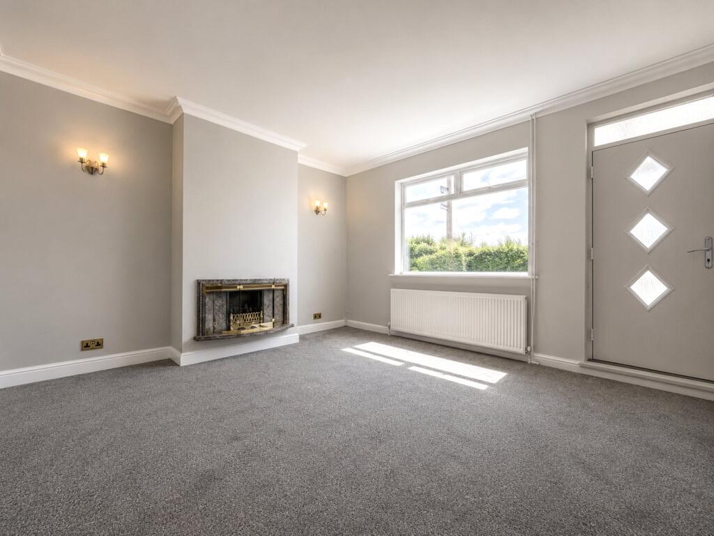 Leeds Road, Allerton Bywater, WF10 photo 4