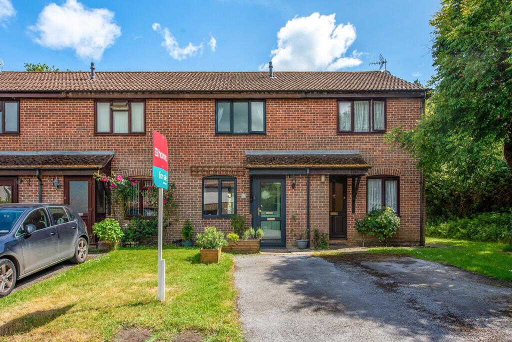 Main image of property: Buckingham Road, Petersfield, Hampshire