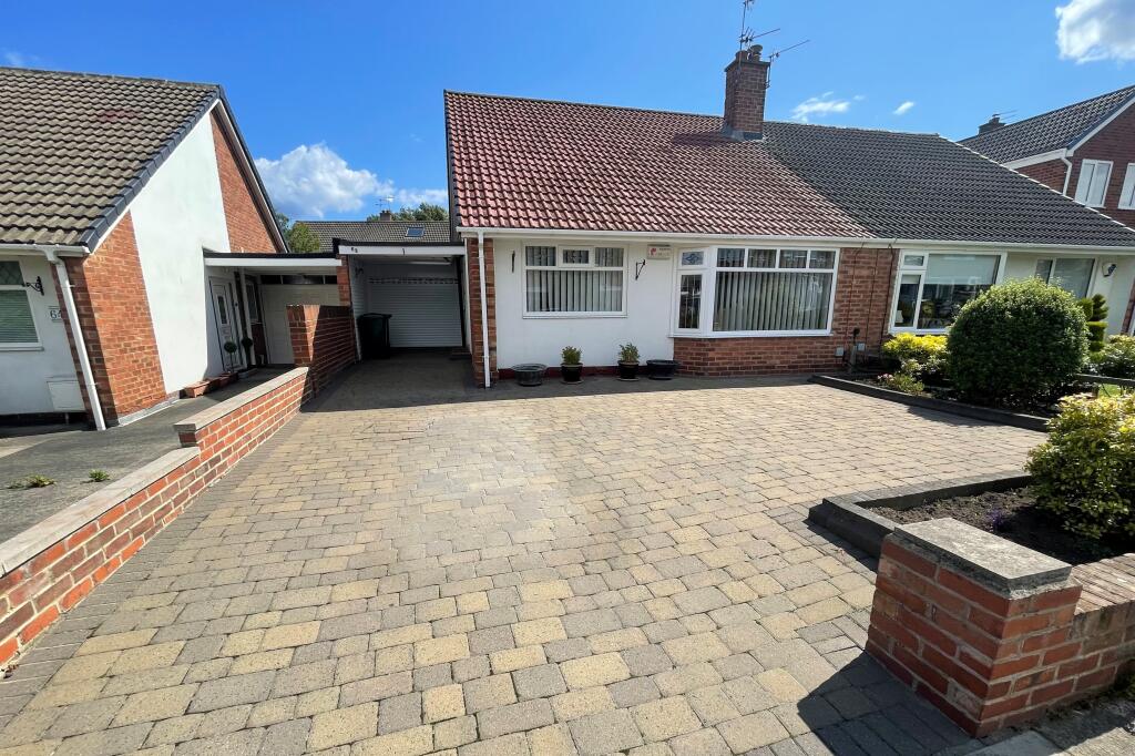 Main image of property: Cragside,
Whitley Bay, Tyne and Wear,
NE26 3EF