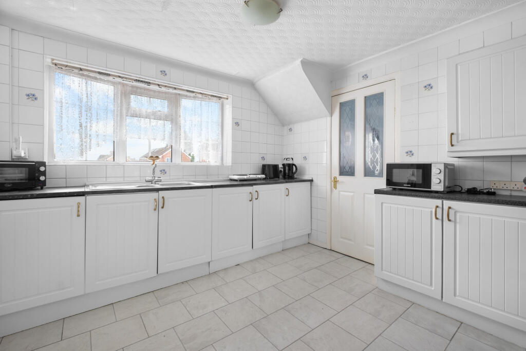 House in Bromsgrove - View 4