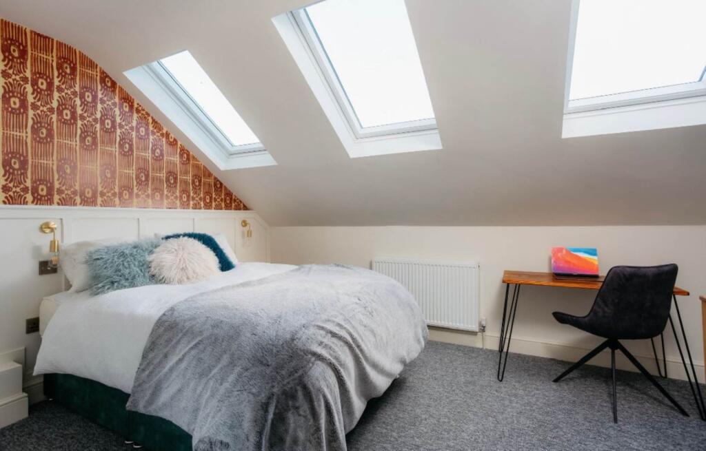 Russell Rise, Luton photo 5