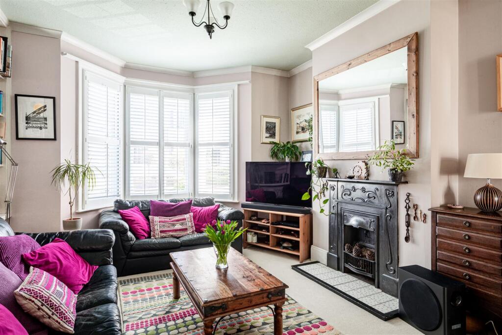 Cuckfield Road, Hurstpierpoint photo 2