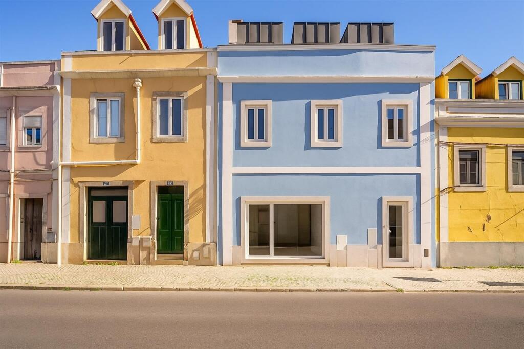 Main image of property: Lisbon, Lisbon